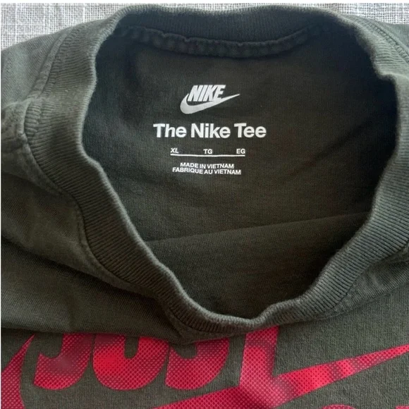 Nike Youth XL Bundle Hoodie Shirt Jacket Athletic Kids Lot - Picture 7 of 7